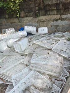 出售小蓝桶和小白桶毛料