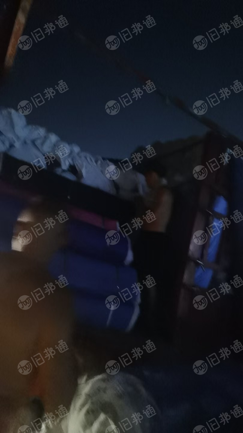 出售正品色布，涤棉库存布，斜纹布