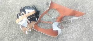 长期出售PVC冲孔废料，皮料冲孔下来的