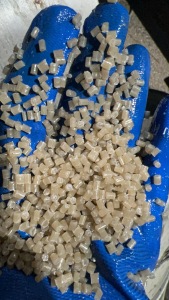 出售EPS颗粒,过80目茶料 40目都有
