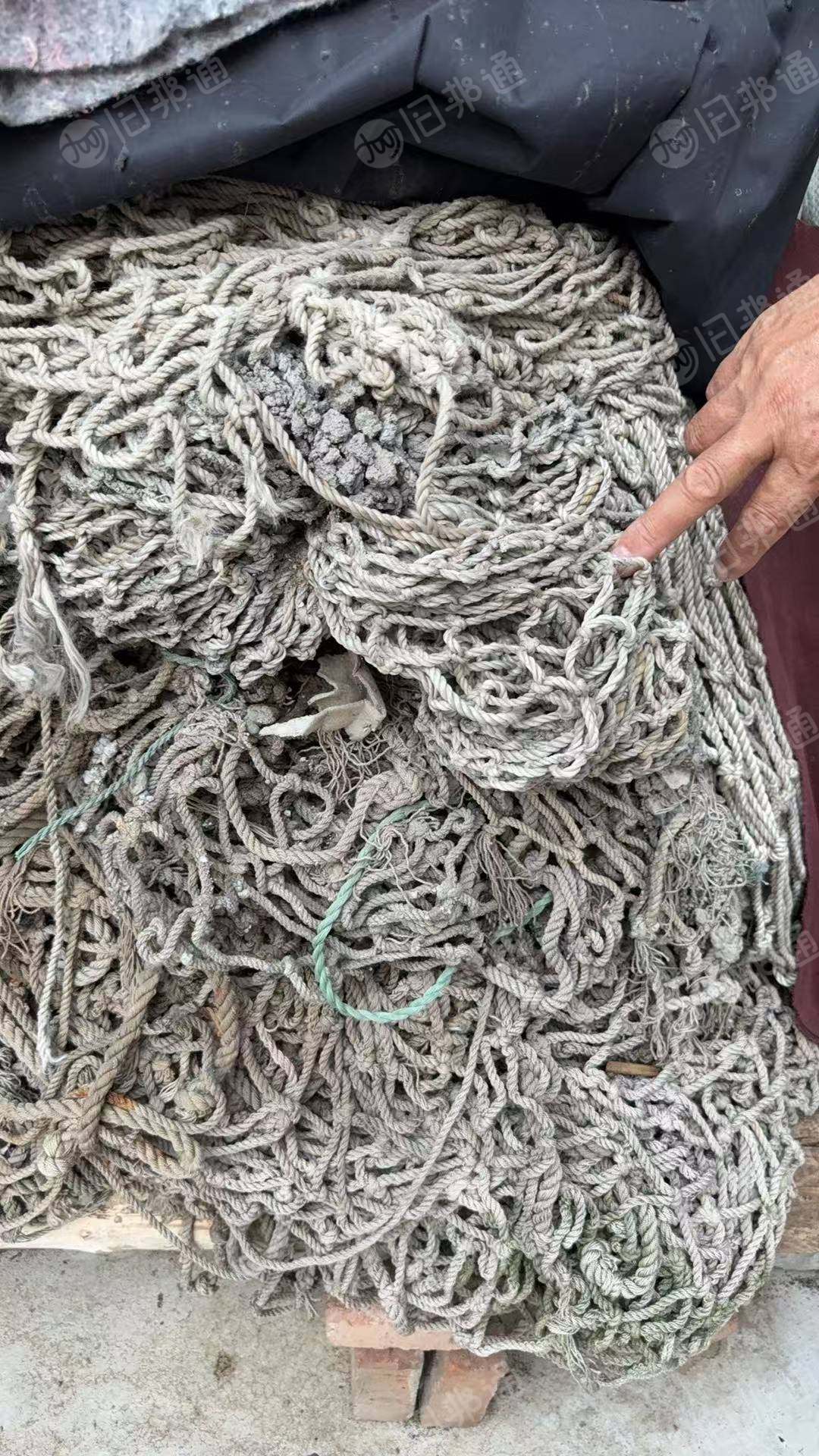 现货处理一批锦纶网尼龙网，锦纶双6尼龙双6，工地下来的，造粒用，现货10吨，货在山东滨州