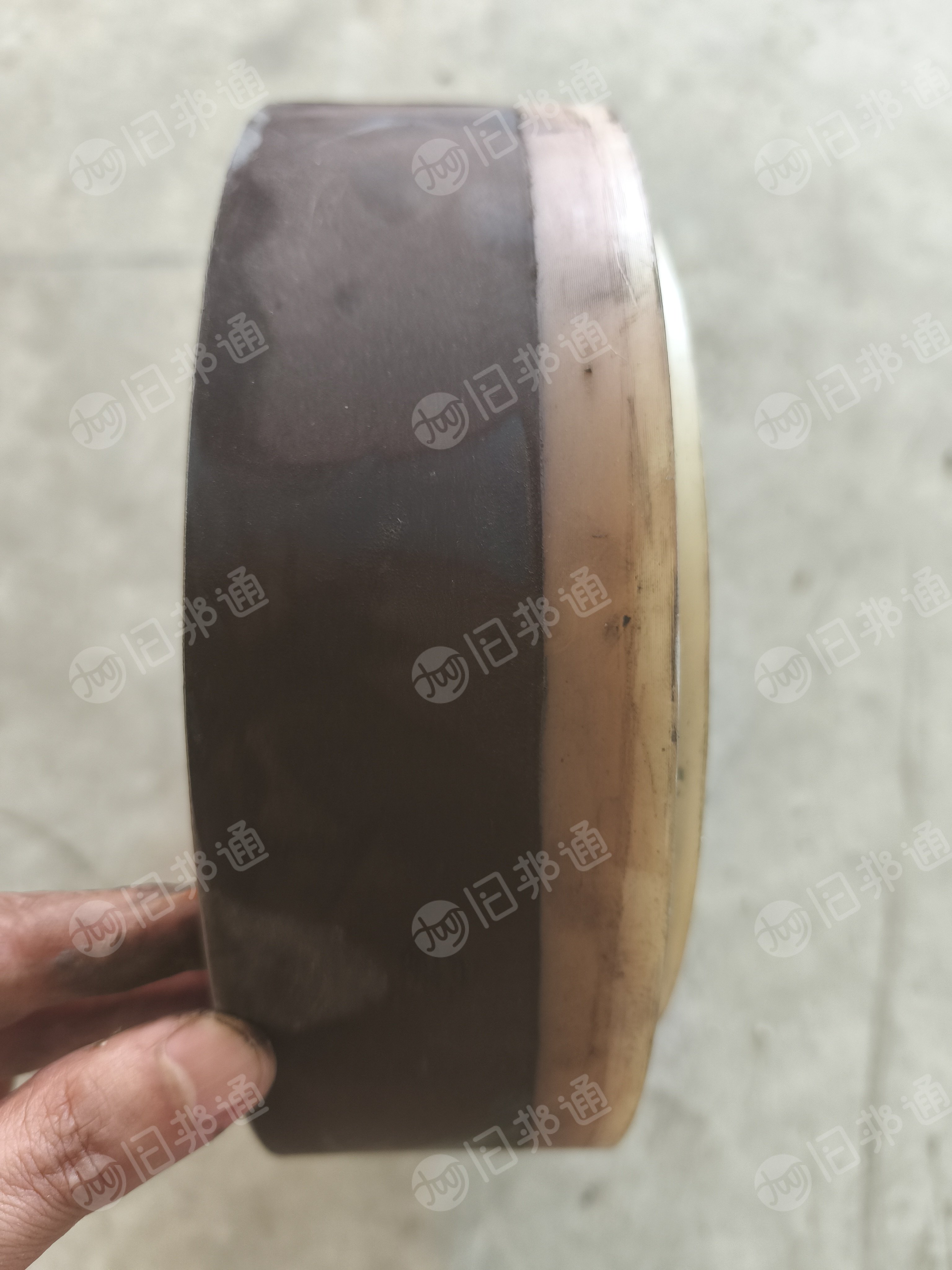 出售丁晴橡胶，熟料，地铁列车上用的