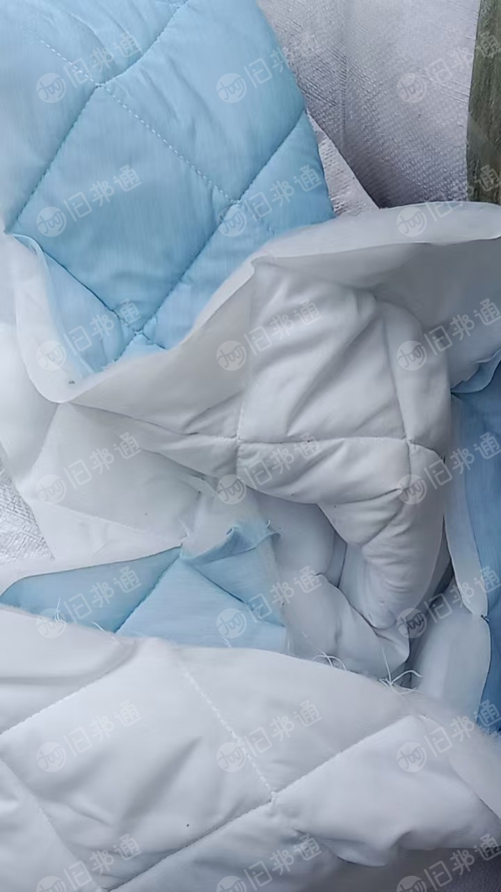 长期出售绗棉下脚料，绗缝棉，现货四五吨