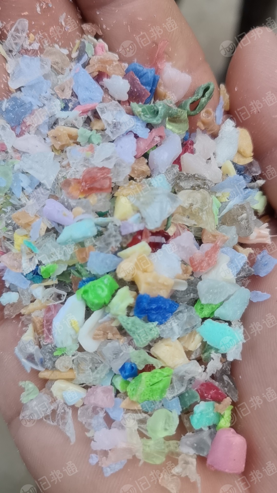 出售PC笔破碎料