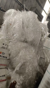 出售pet滑膜，压块跟卷的一起出，月供20吨