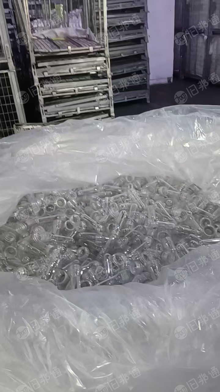 常年出售PET瓶胚毛料，月供70吨左右