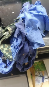 长期出售从部队出来的废布料，服装下脚料，碎布料，货在新疆昌吉