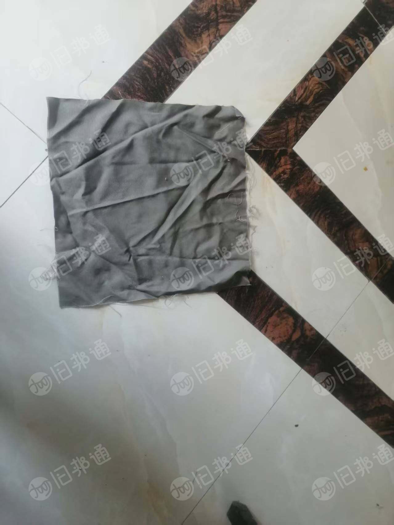 长期出售涤纶废布,化纤布块,现货两吨多,绒布边角料一吨多