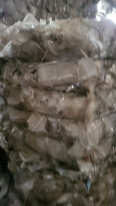 出售纯饭盒压块，现货一挂车