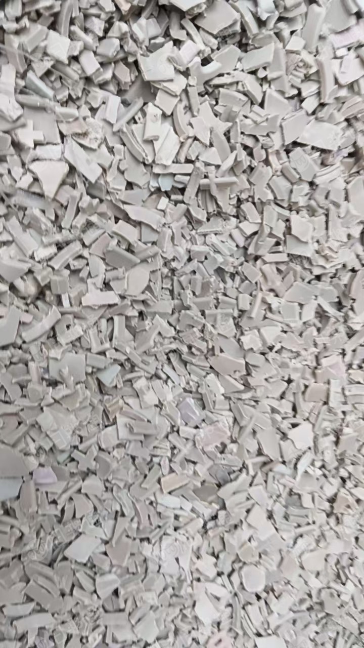 出售pp纱管破碎料，月供30吨