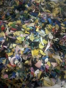 出售花乙破碎料，过6米水池，月供150吨