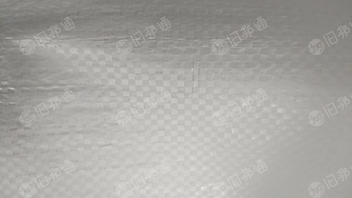 厂家出售一批全新编织袋，没用想卖掉，规格：宽102厘米长157厘米，半透的有1万多条