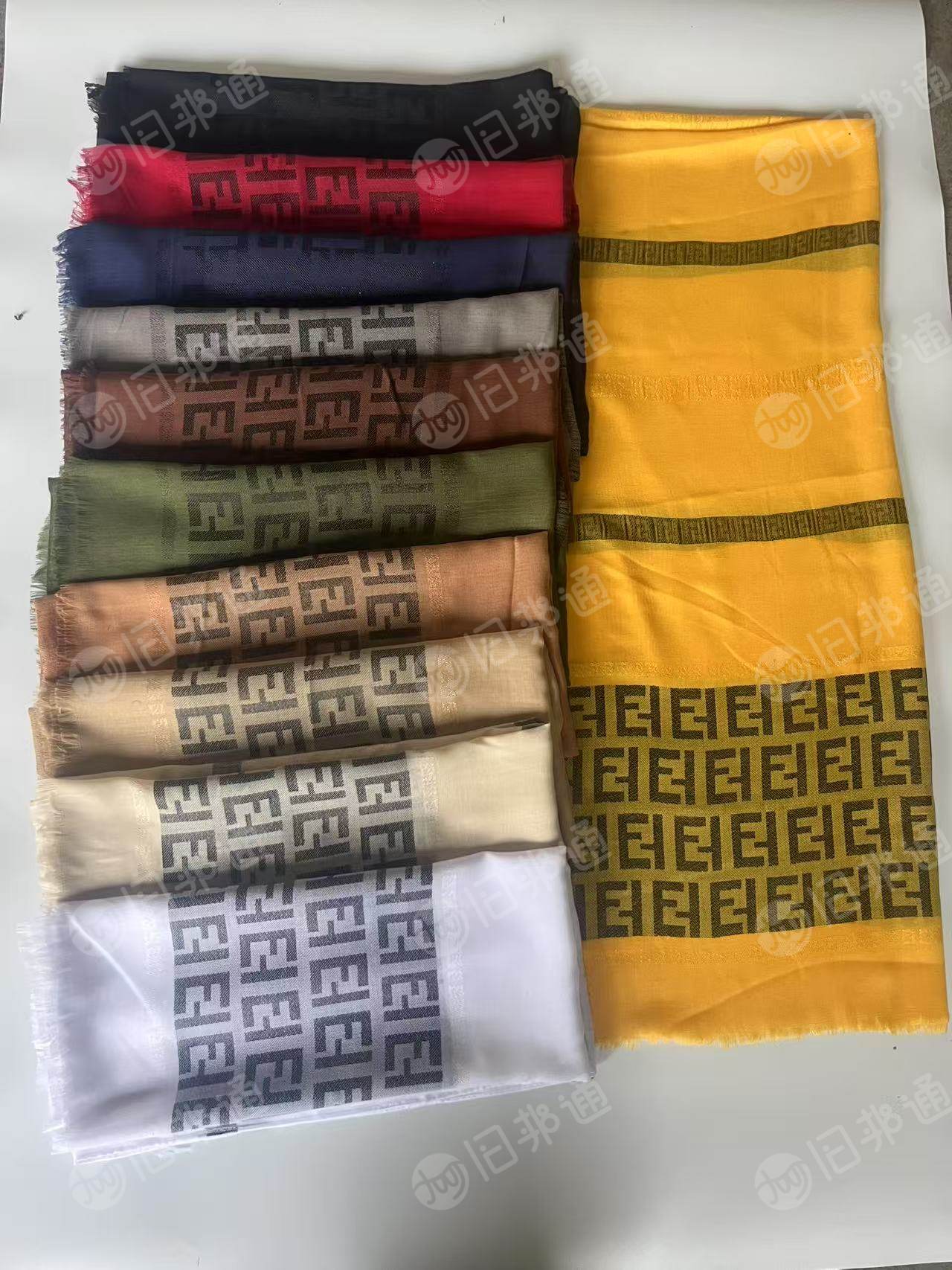 现货处理一批库存提成围巾，有23个花样，都是整单的，现货20万条左右，货在浙江湖州