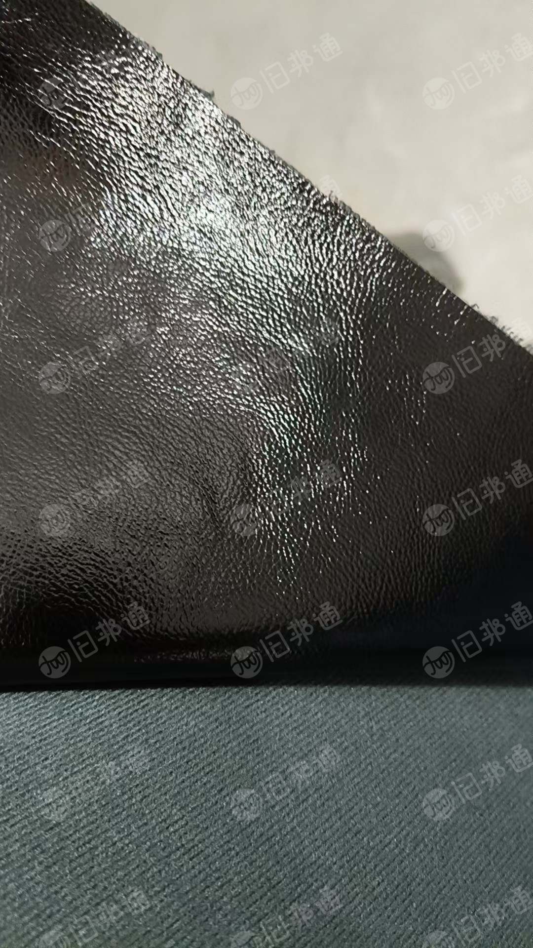 长期出售PU皮革，库存皮革，厚度有1.0-1.3的，一等品，货在河北保定