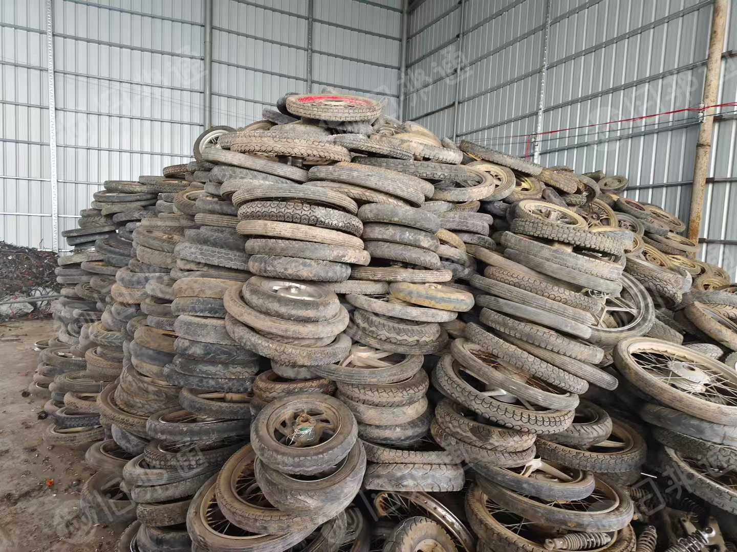 长期出售废旧摩托车胎，电动车胎