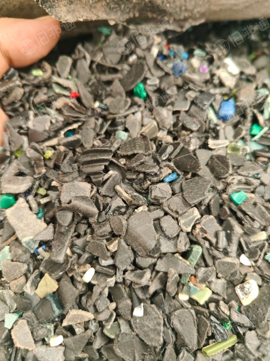 长期出售盐浮黑色PE破碎料