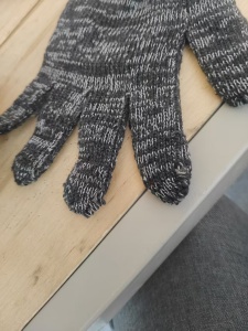 长期出售次品涤棉手套，废旧手套，现货五千多双