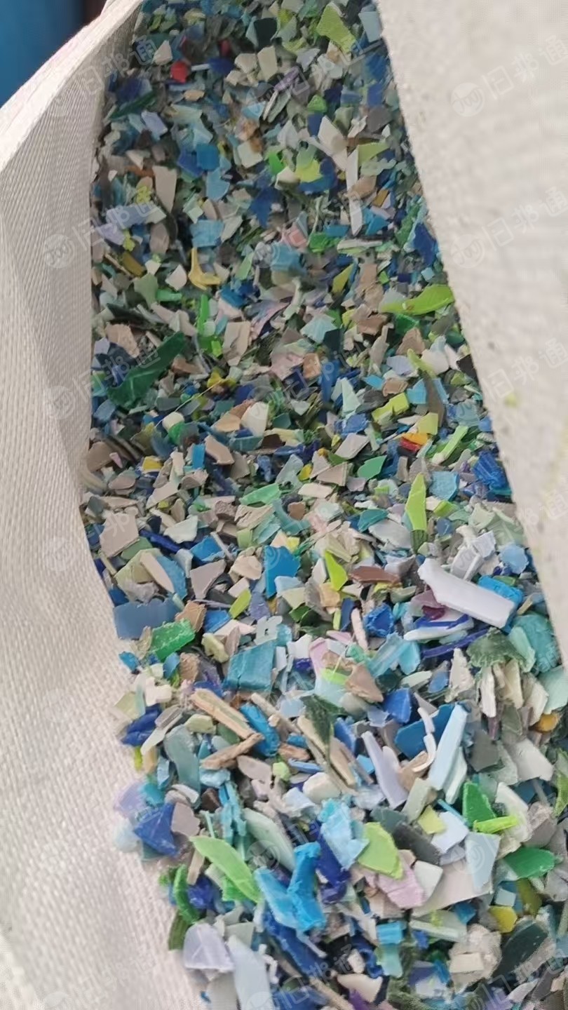 长期出售分色丙破碎料，未过材质机，硅胶机，人工挑拣的