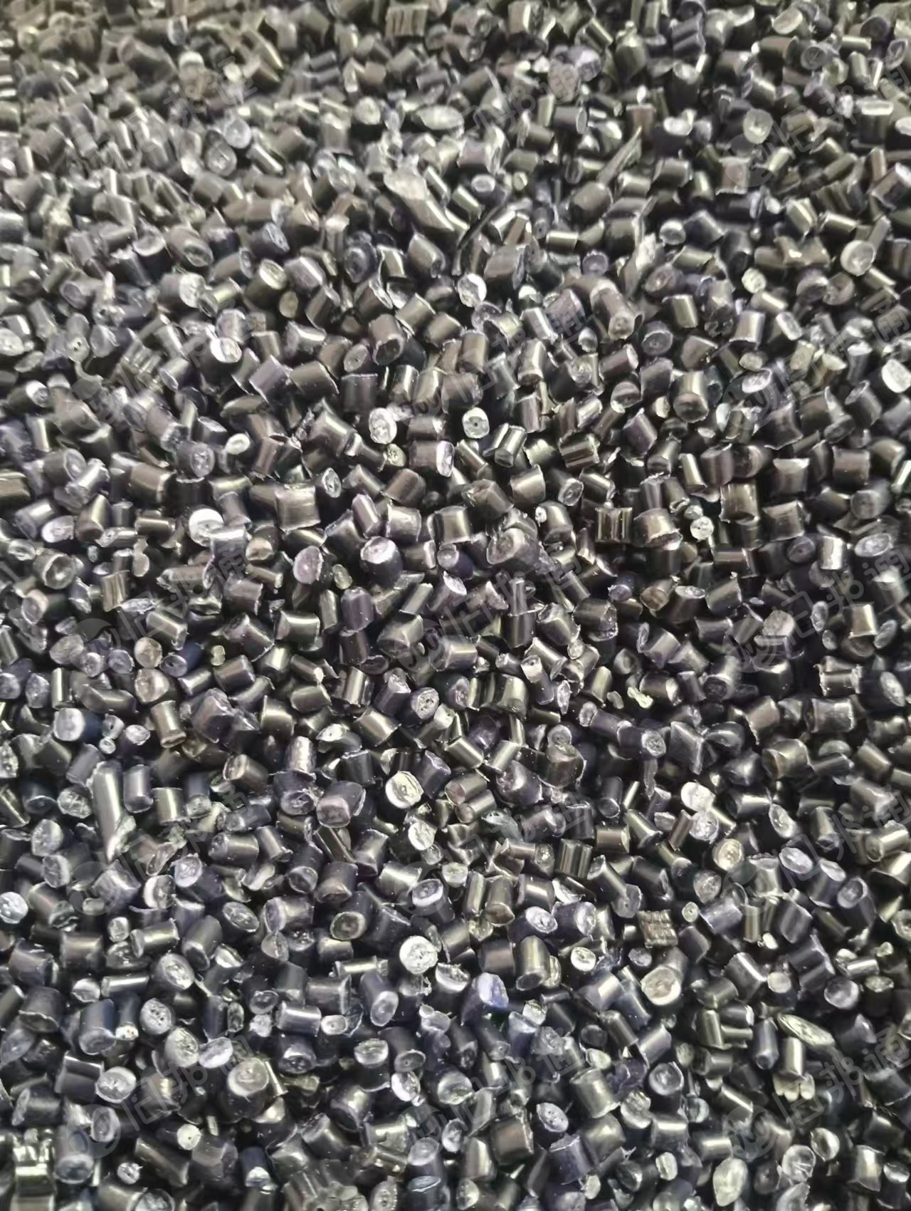 厂家大量出售PP注塑黑色颗粒