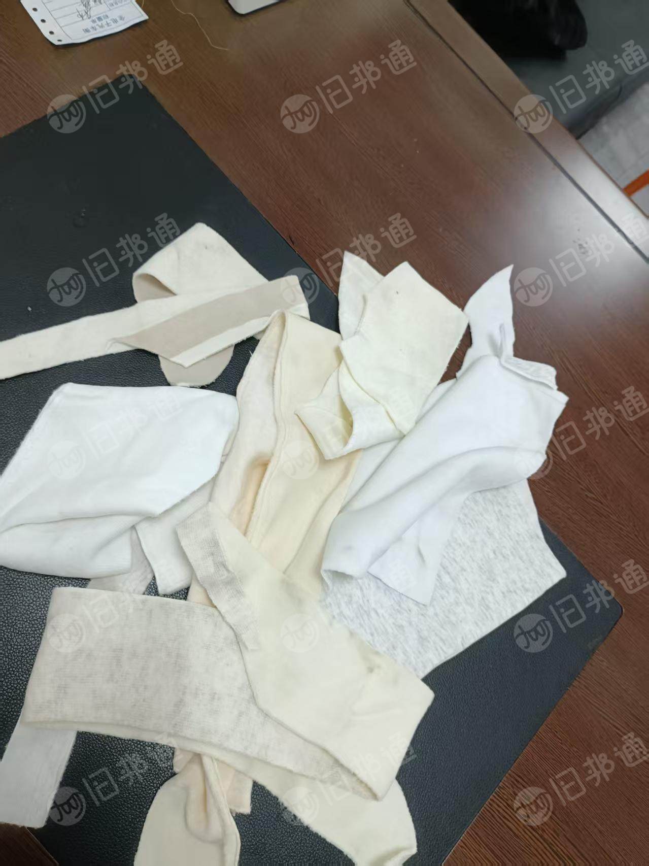 长期出售复合毛布，涤棉废布，浅色白色的，服装厂下来的，现货有二三十吨，在广东惠州