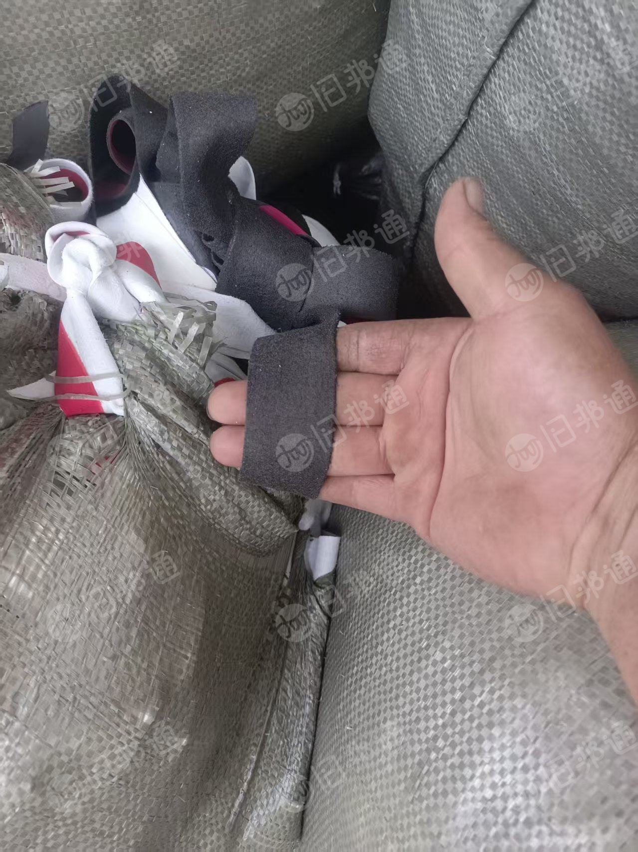 出售皮革边条,超纤PU的,现货有十几吨,货在江苏宿迁