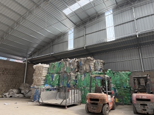 售空心板毛料，杂色空心板压块，现货10吨