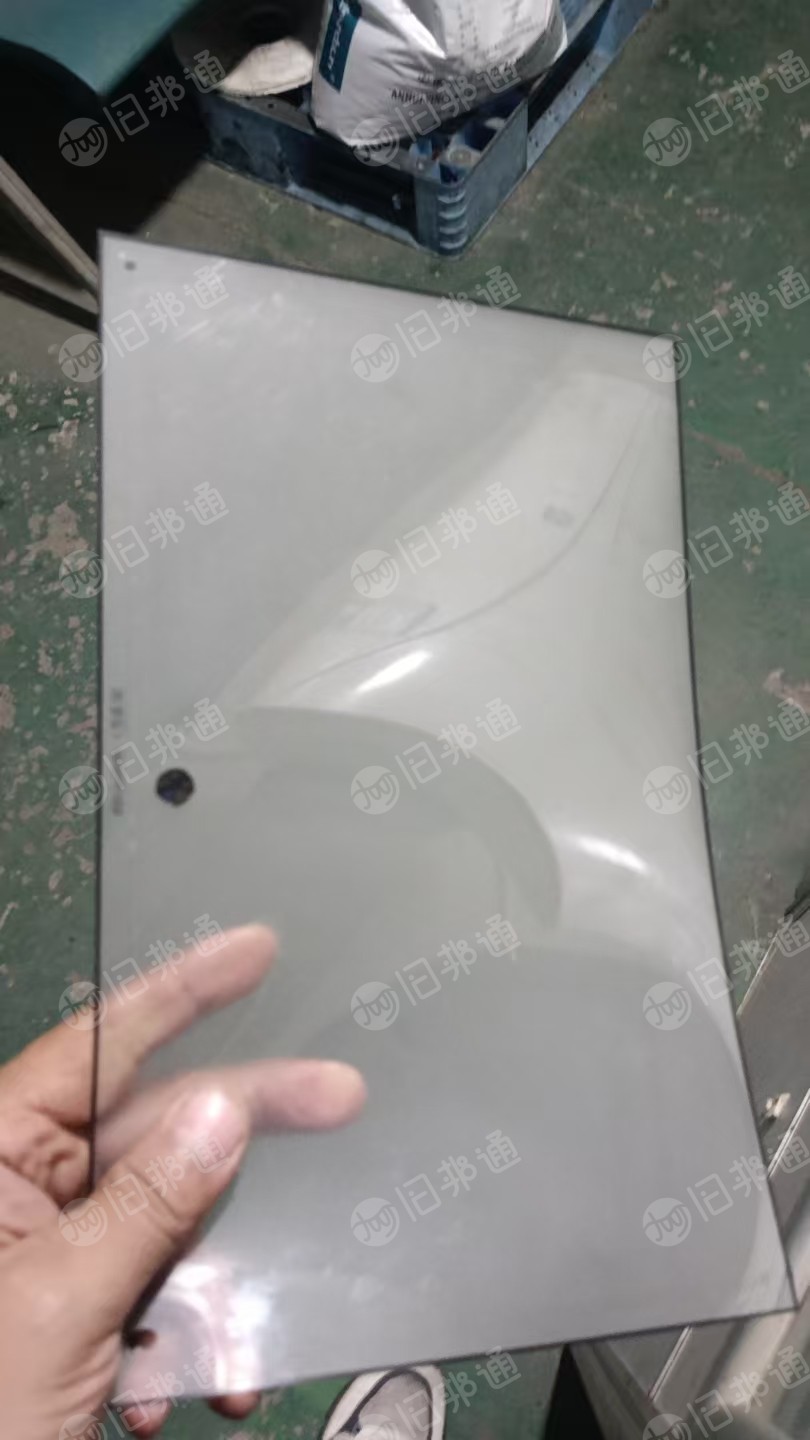 求购PC薄片，带胶不带胶都可以，清洗破碎，月需200吨
