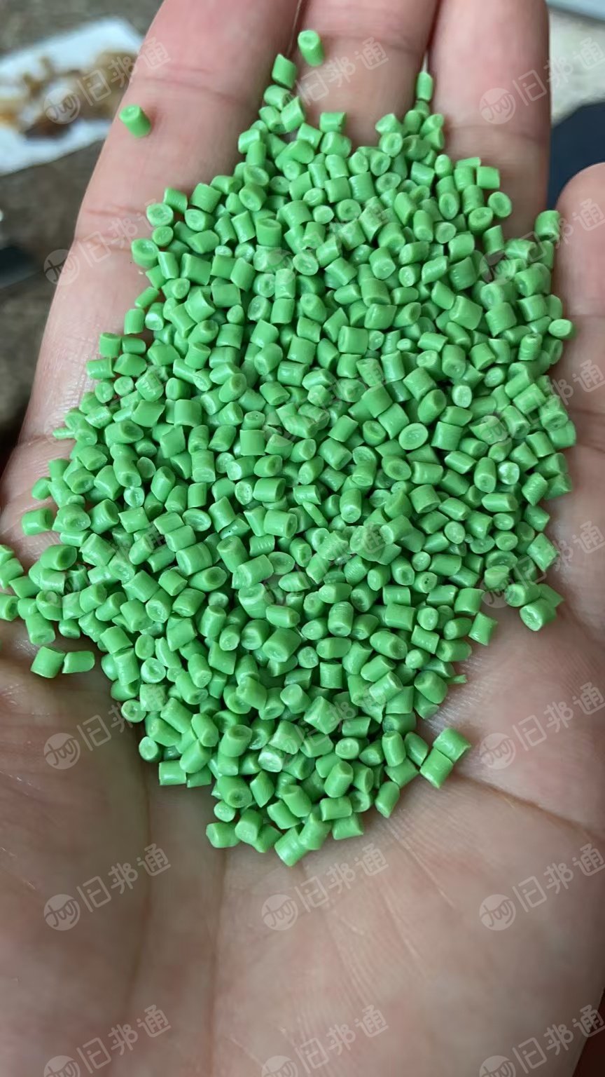 出售绿色PP颗粒，全漂，冲击8-10