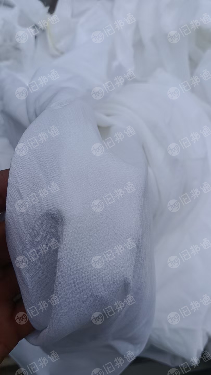 长期出售白色涤纶废布，涤纶造粒布，白色，现货只有两三吨，货在浙江绍兴
