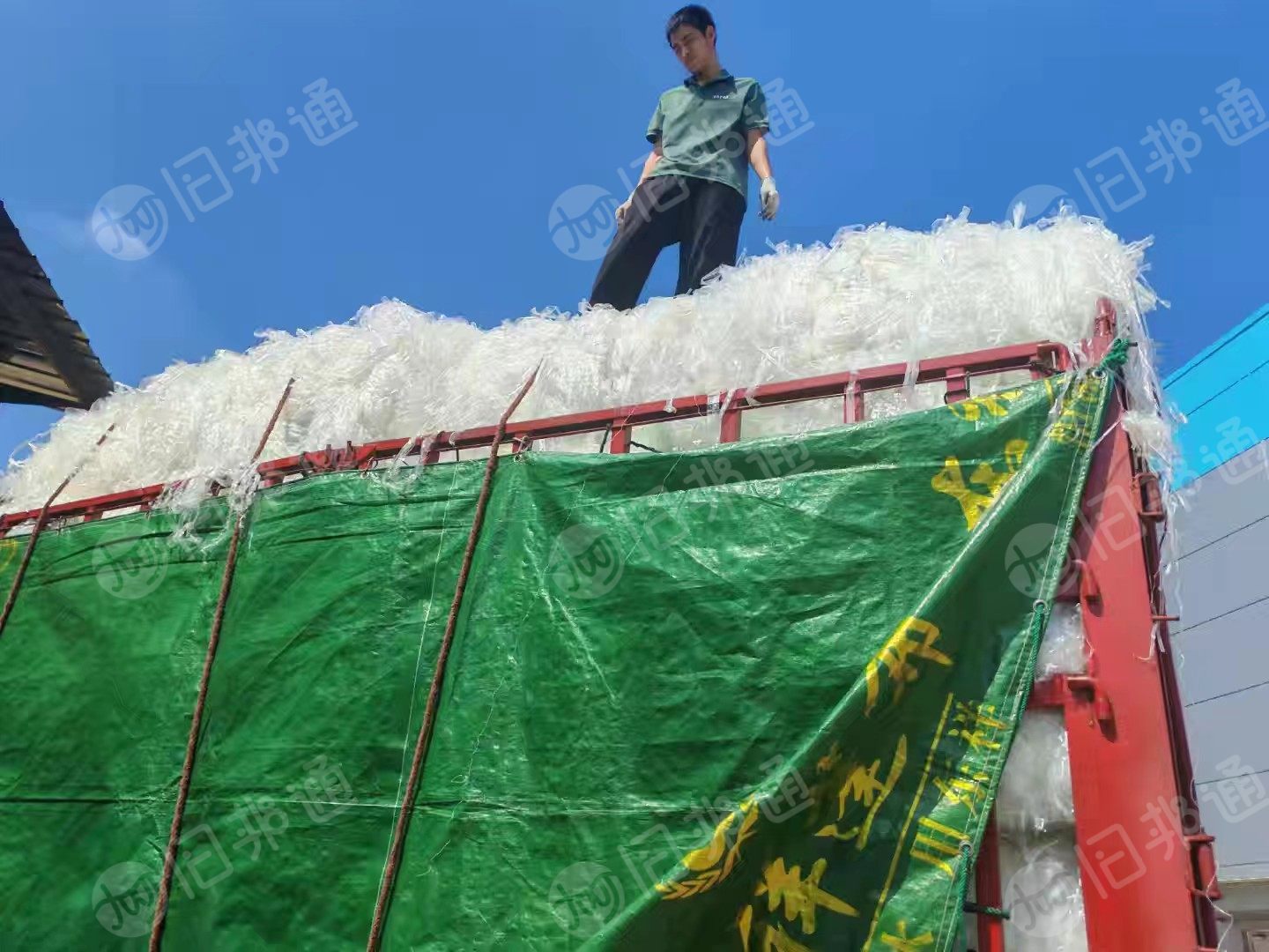 出售pet复合pe膜废料