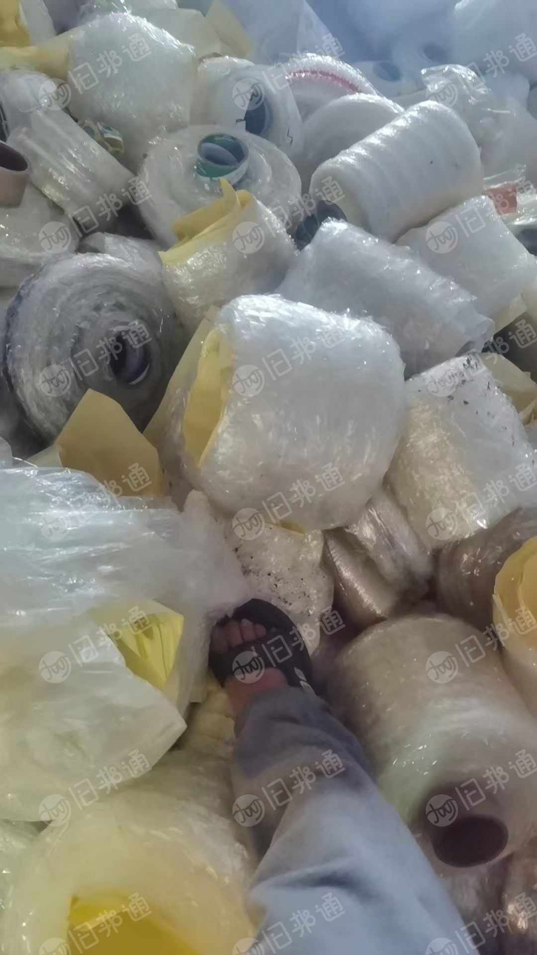 出售透明PET重胶膜废料，现货4吨，长期有货