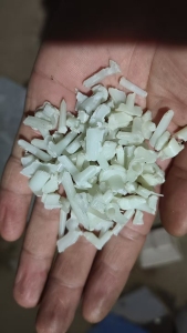出售尼龙水口破碎料,PA66的,加纤20