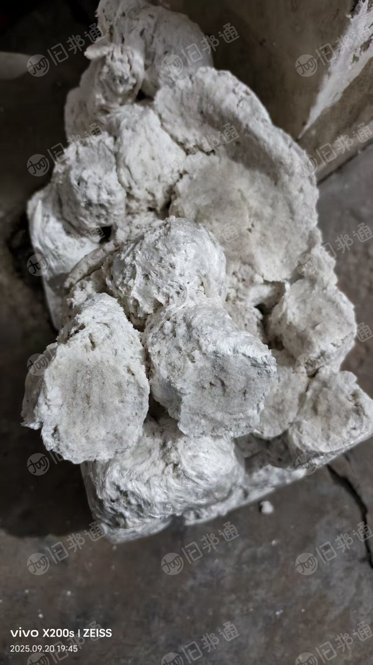 大量出售热熔块,社会料