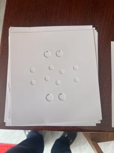 长期出售纯白淋膜纸，全是统一规格的方形料，太空袋装