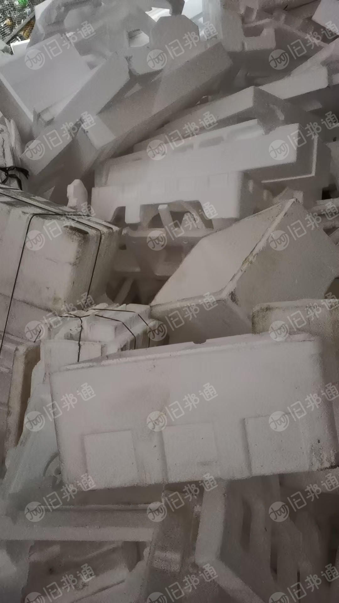 出售EPS泡沫热熔块,有丝板有箱子都打在一起,常年有货