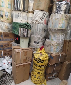 出售PET膜废料，可打绳用，现货四五吨，长期有货