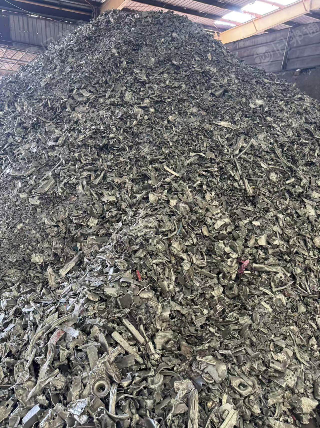 出售废铝破碎料，生熟混合破碎，出水93左右，现货100吨左右
