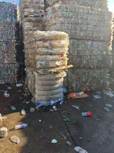 大量出售餐盒压块