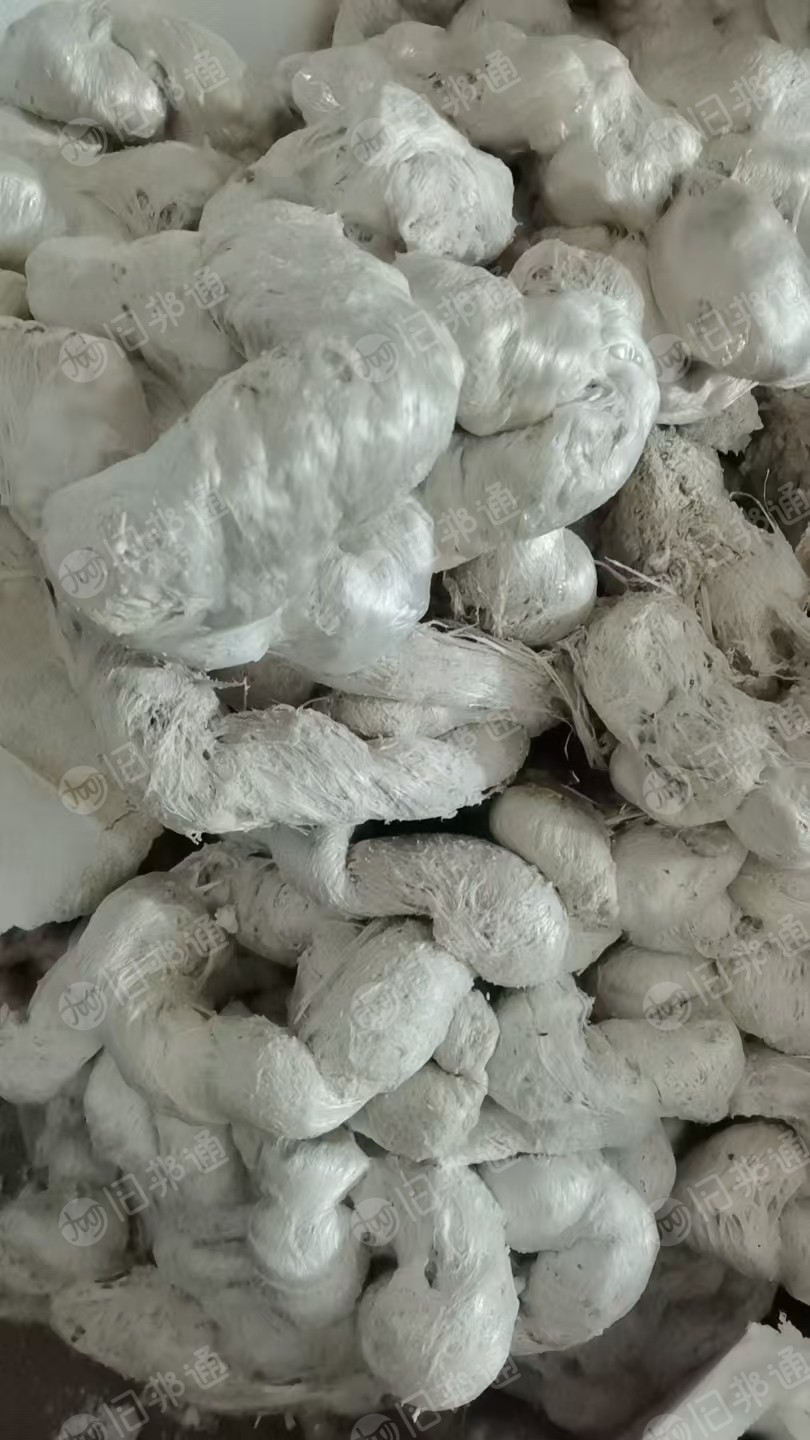 出售eps热熔块、泡沫压块，月供30吨