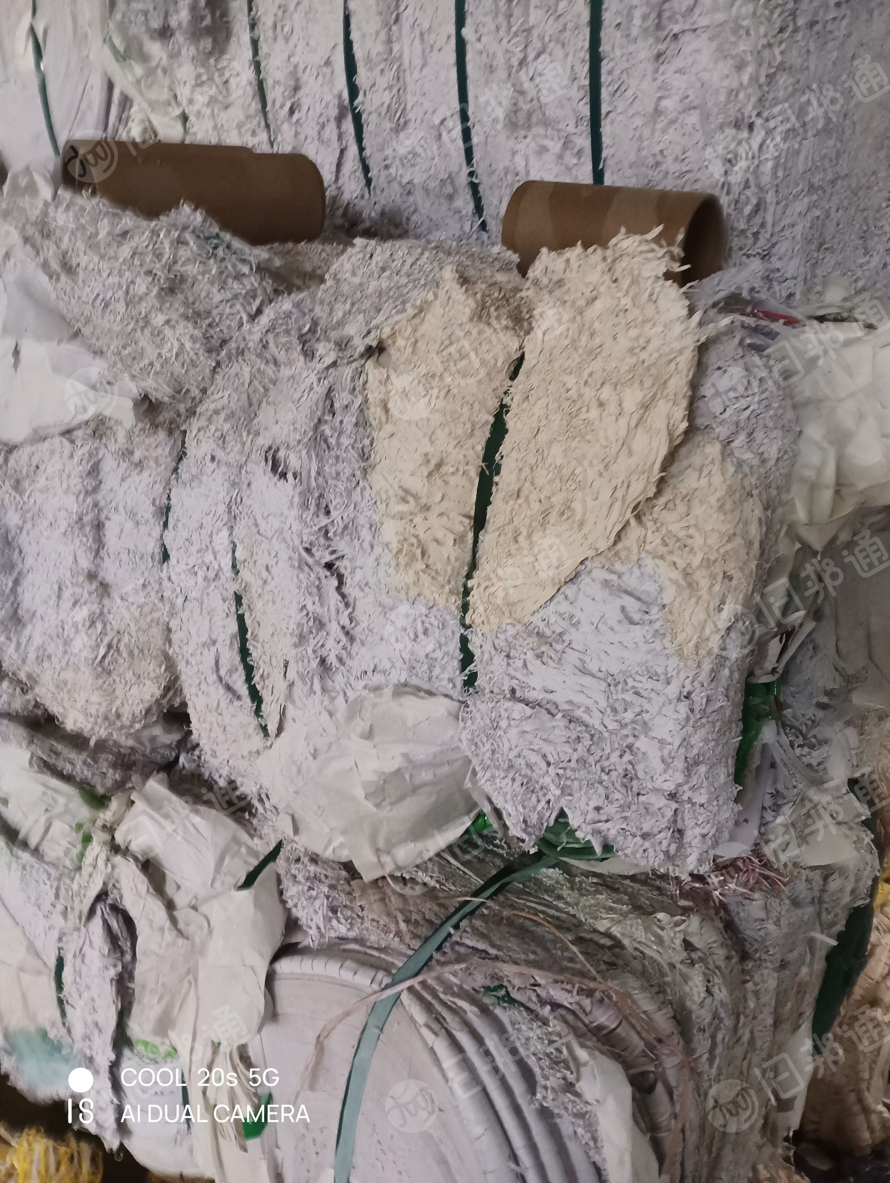 出售无膜不干胶纸废料，带胶盘