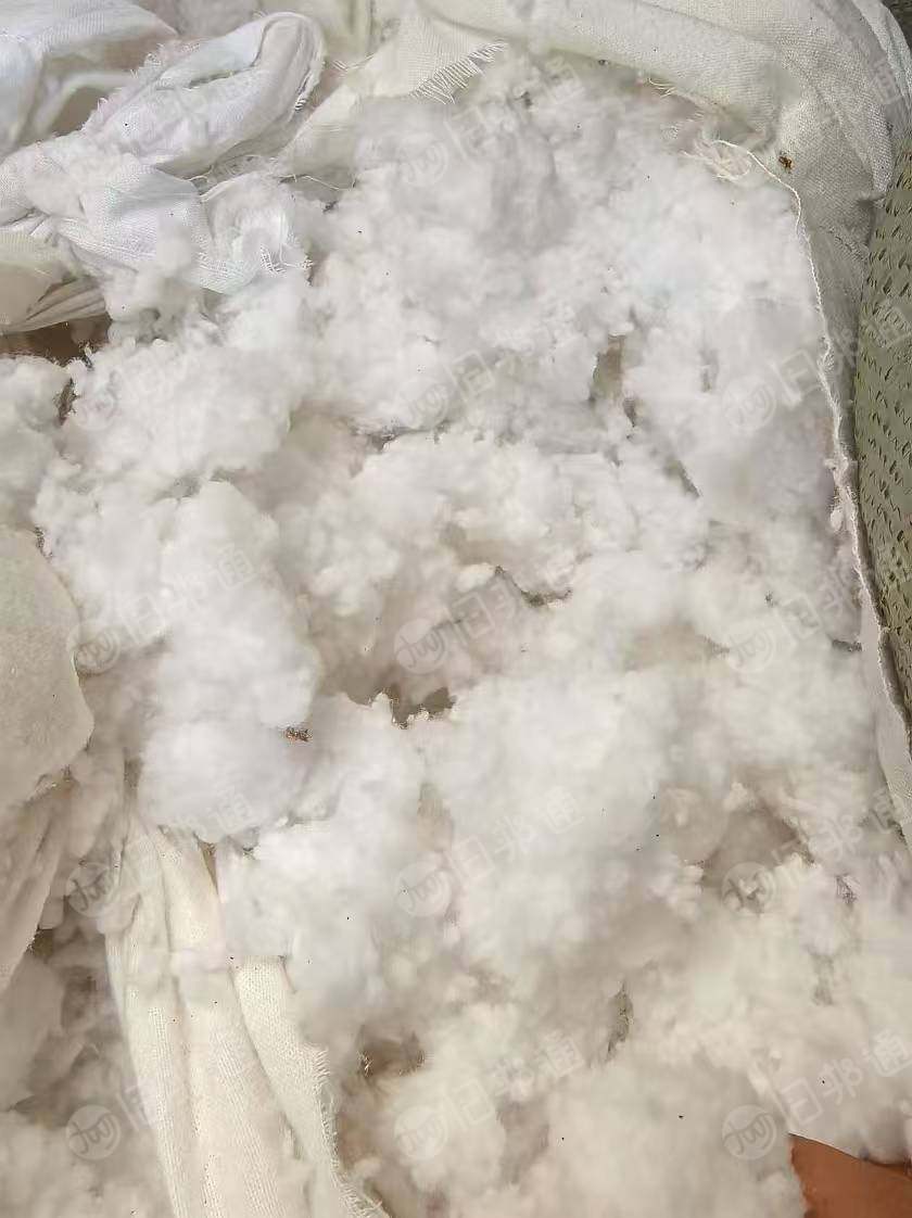 长期出棉布割下来的绒，磨毛料，毛毛料