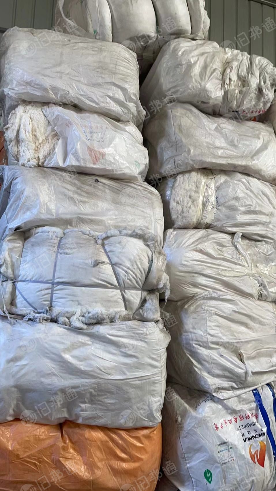 长期出售涤粘棉回丝，回丝下脚料，涤不超过30，棉30左右，剩下是粘，现货几十吨