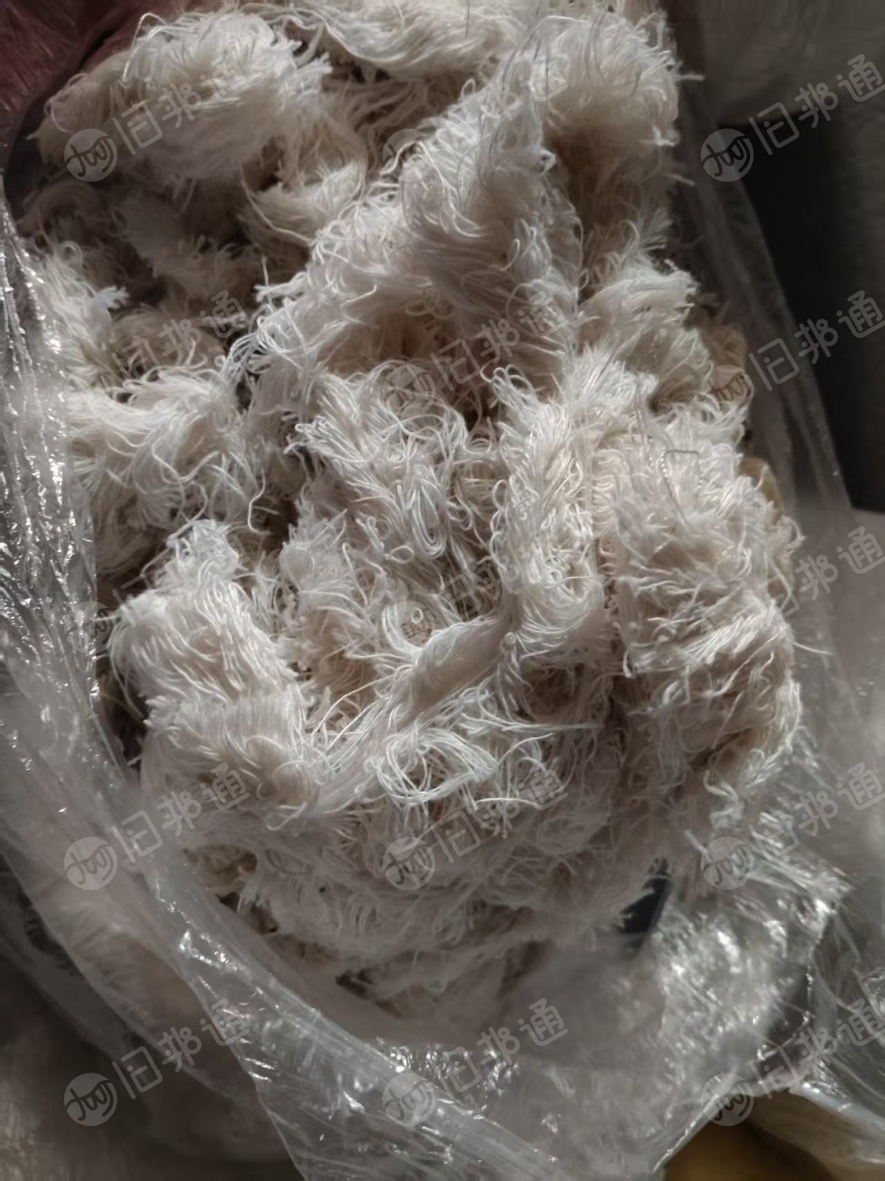 长期出售气流纺，环锭纺下来的涤棉布边纱，涤50，棉50，会带点浆纱，月供十几吨