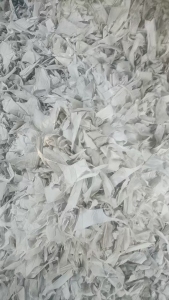 长期出售尿不湿边角料，尿不湿废料，无纺布边角料，现货20吨左右