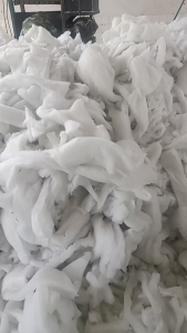 长期出售丝棉，服装厂下来的，每个月有十几吨，货在江西吉安