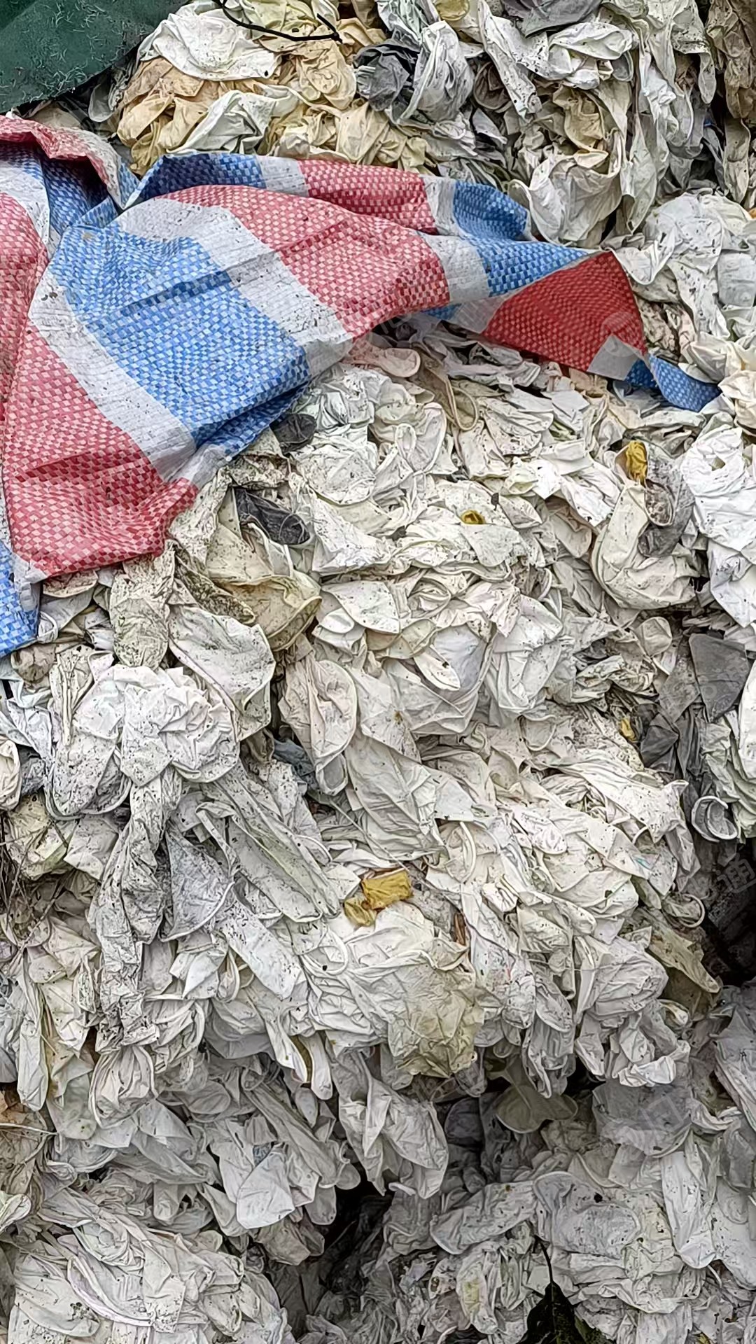 出售丁晴橡胶手套废料
