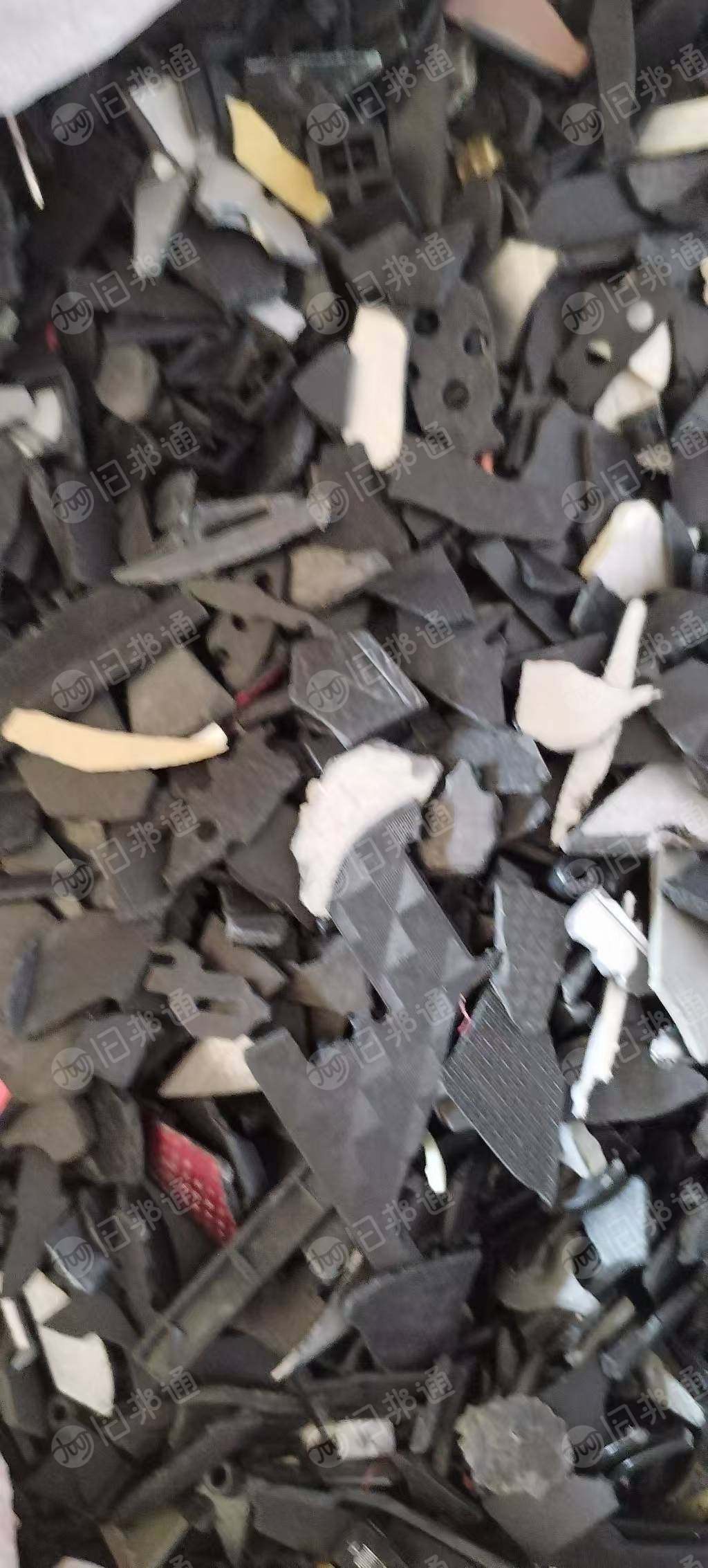 大量出售合金破碎料，机顶盒破碎的，不阻燃的，冲击5个