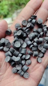 出售PE隔离膜颗粒，PE电池膜颗粒