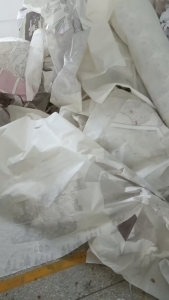 出售卷筒的数码印花纸废料