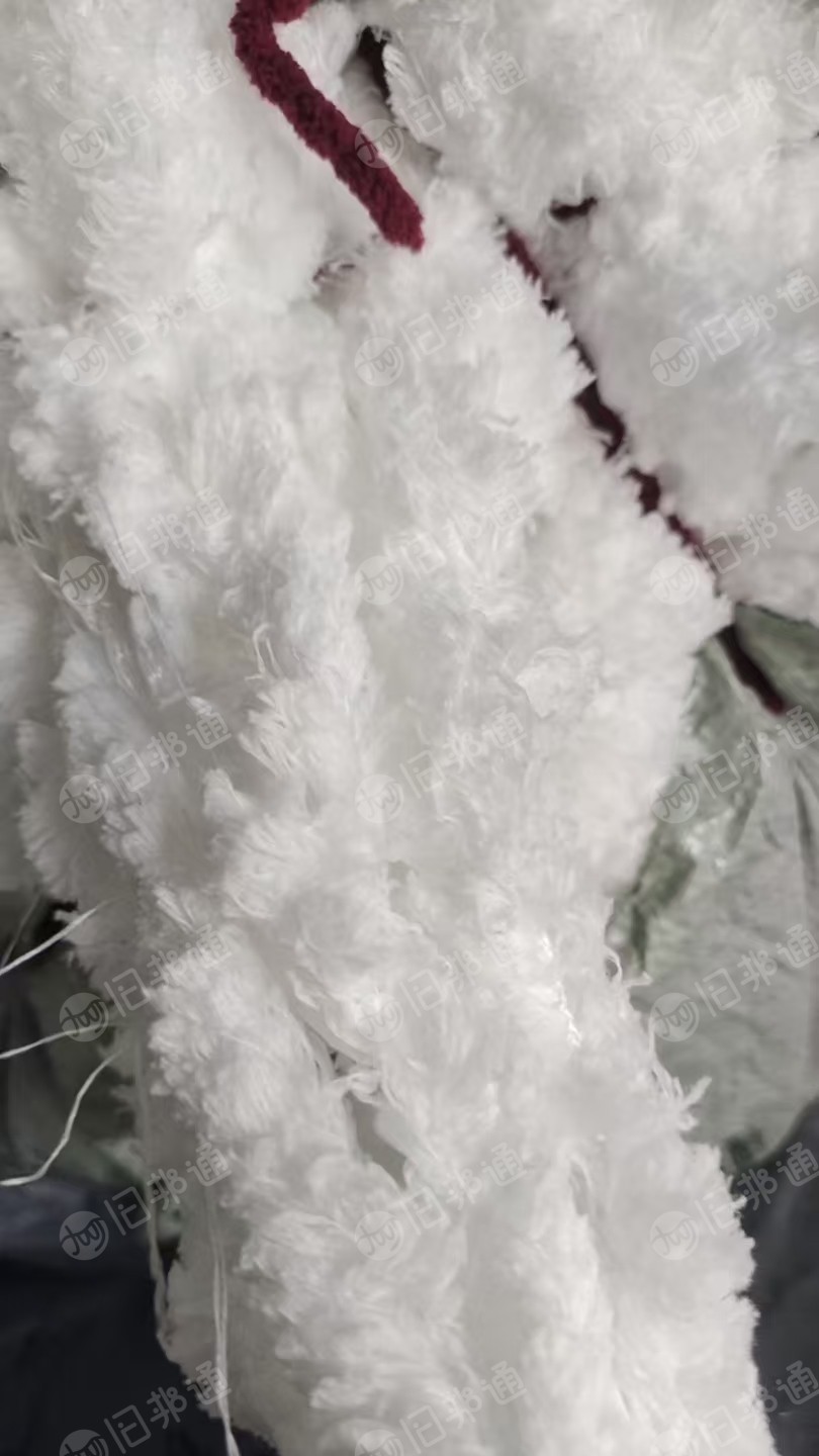 长期出售涤纶废丝涤纶水丝，印染厂下来的，没有什么水分，每个月有几十吨，货在江苏无锡